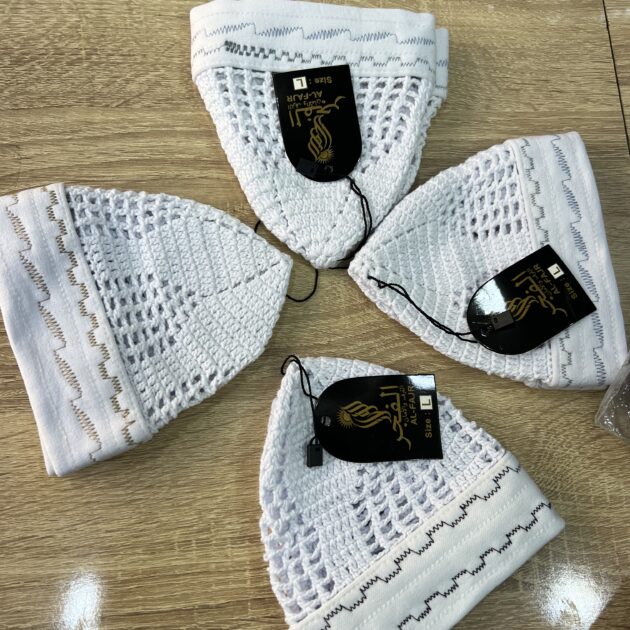 عرض4طاقيات الفجر البيضاء(بنغلادش) بـ 240 ألف